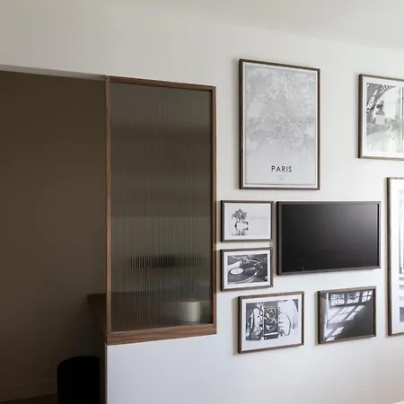 The Place To Be - 3br With Airco Apartament Paryż