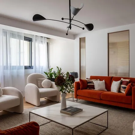 The Place To Be - 3br With Airco Apartament
